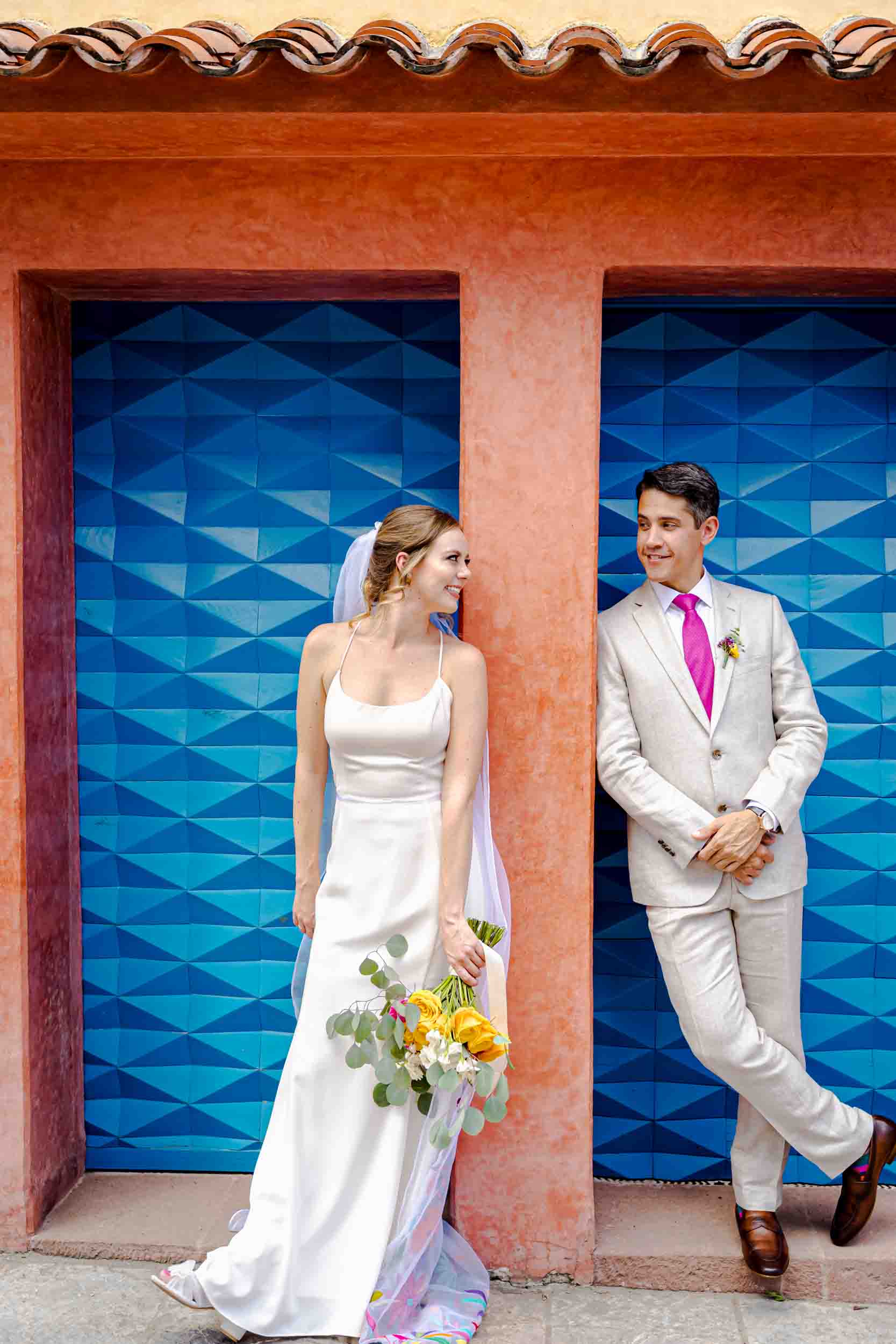 Anneka & Alejandro — El Cardenal, Centro Histórico — Douglas Favero Photography