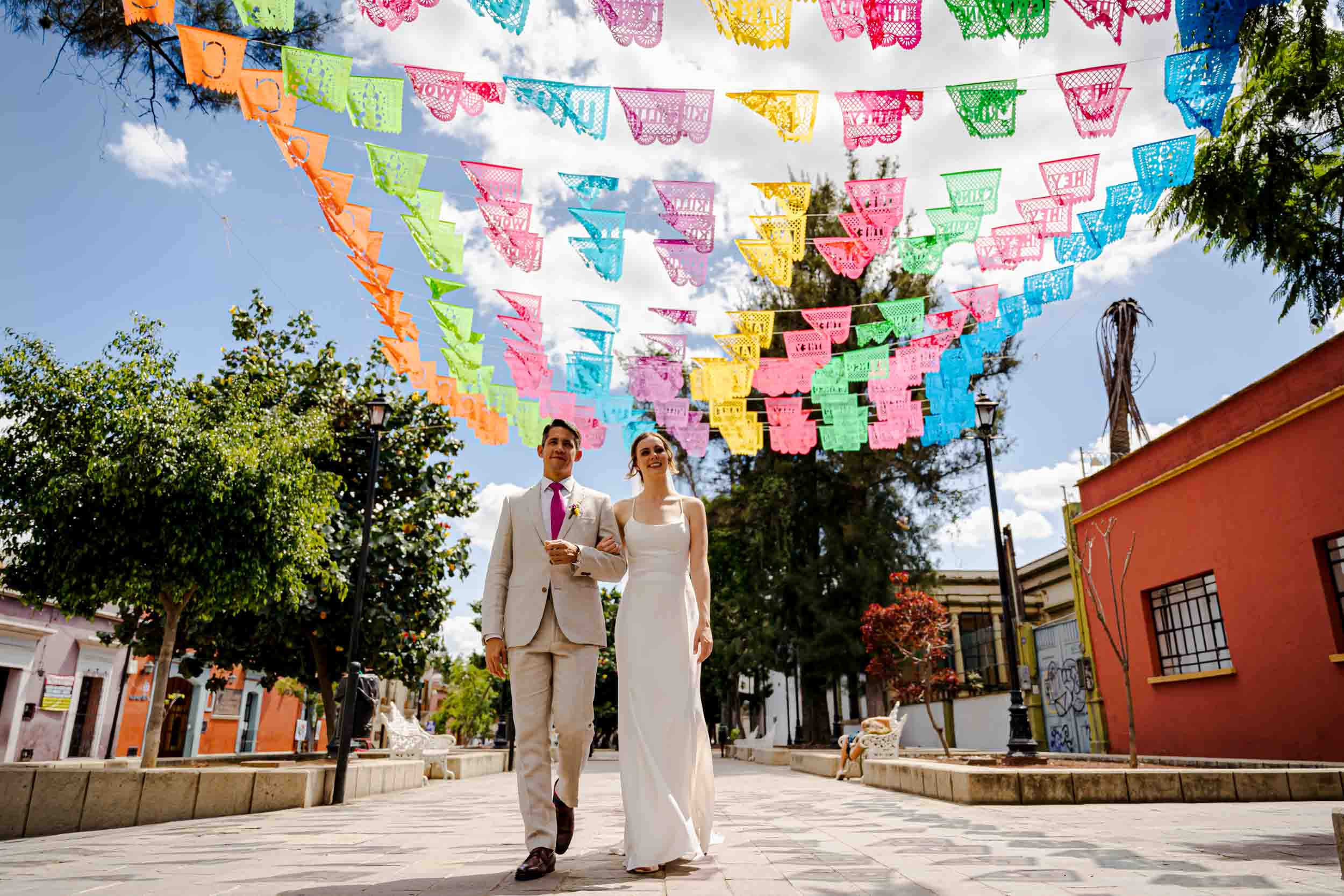 Anneka & Alejandro — El Cardenal, Centro Histórico — Douglas Favero Photography