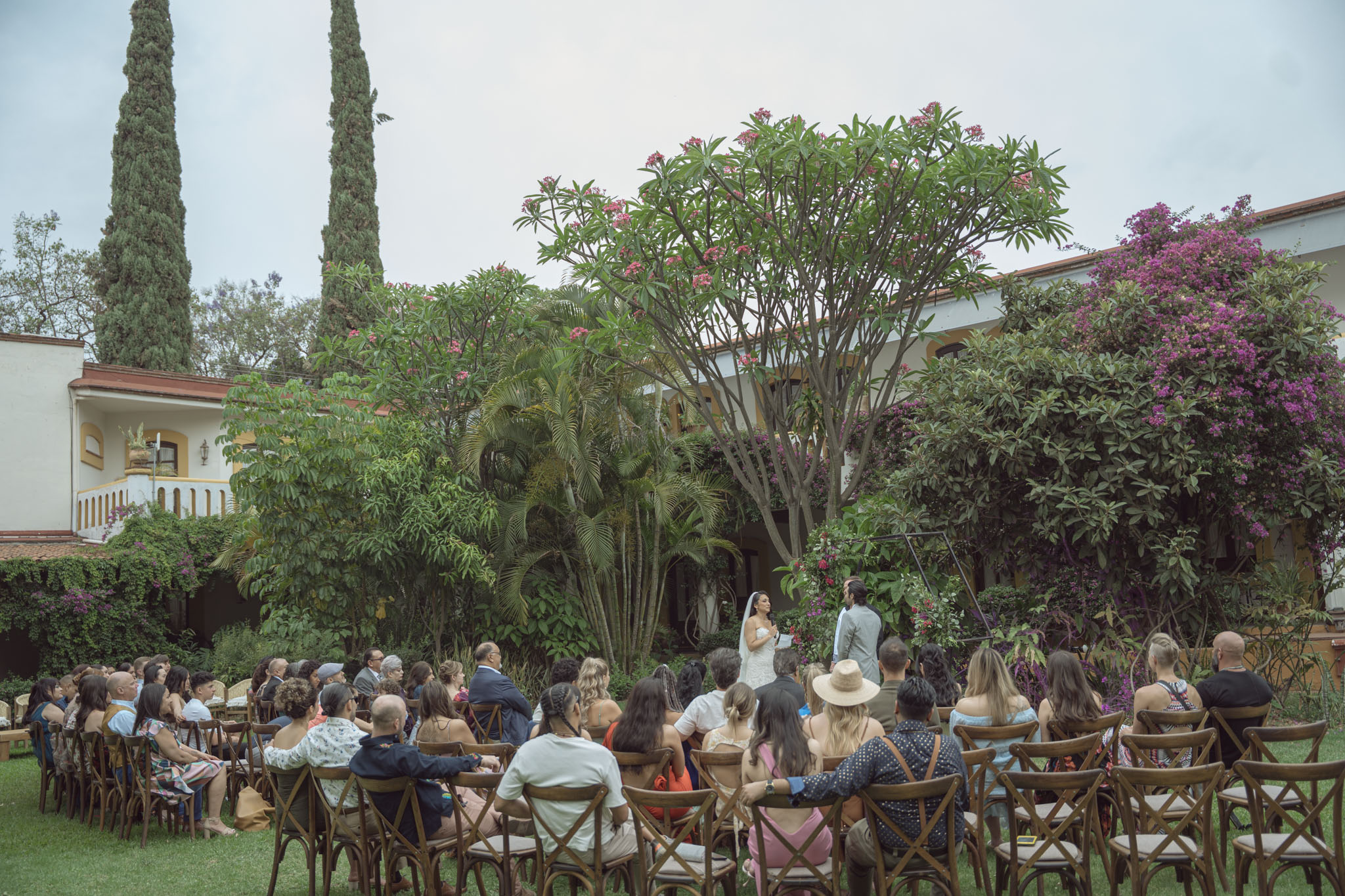 Valerie & Adan — Hotel Boutique Los Laureles — Douglas Favero Photography