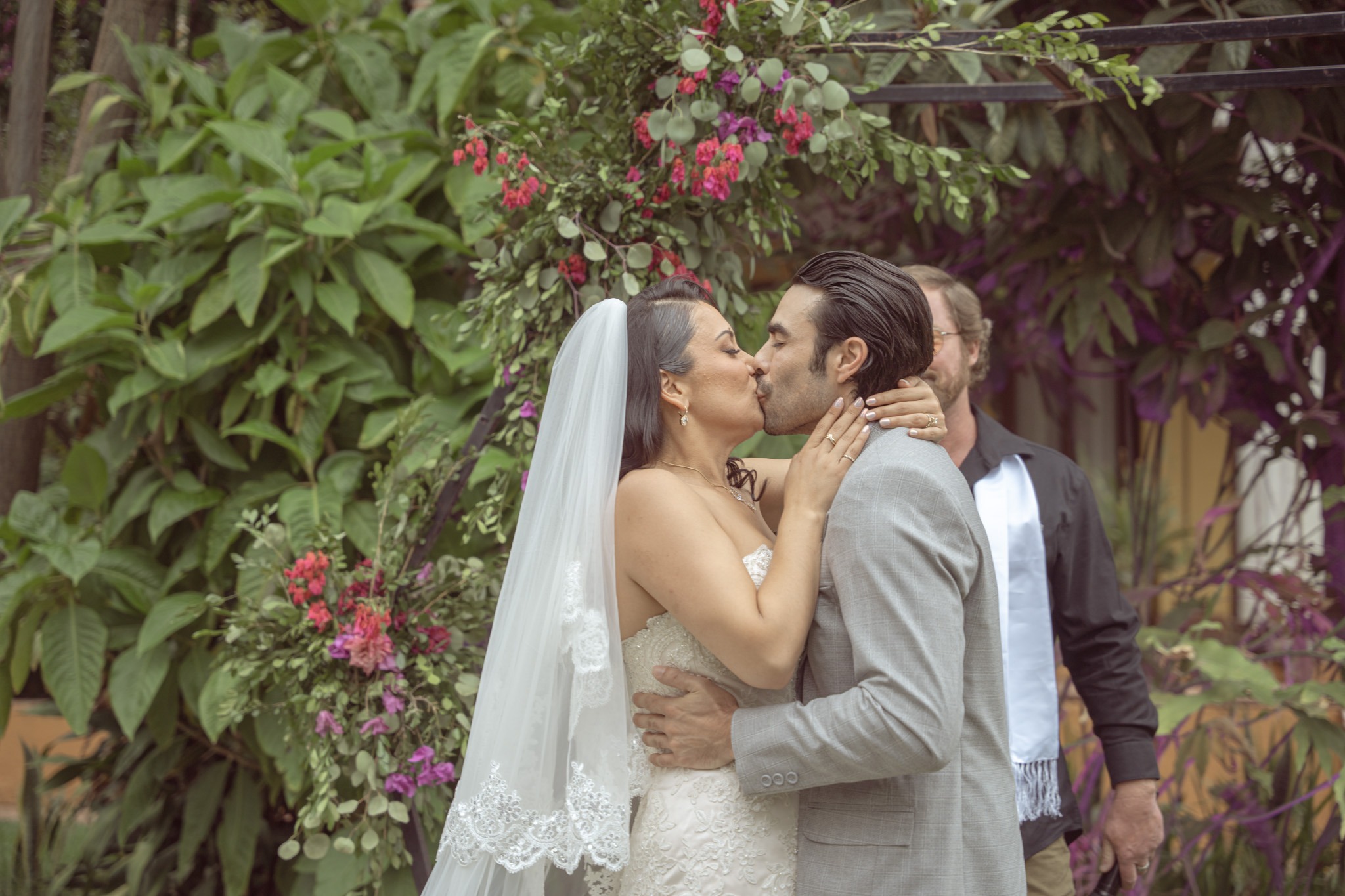 Valerie & Adan — Hotel Boutique Los Laureles — Douglas Favero Photography