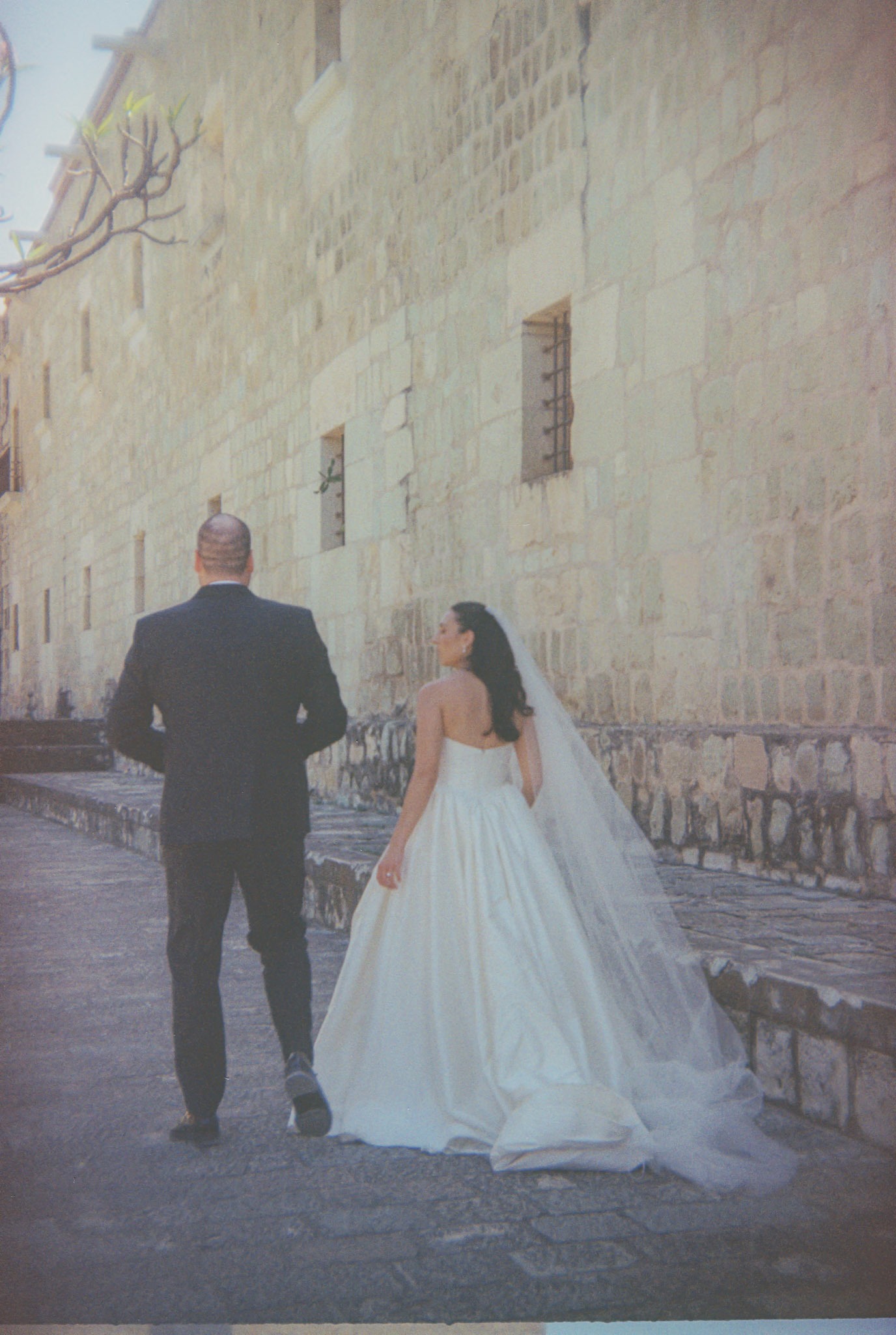 DFP.2048x.Paula.Toto_Holga_.r001-020